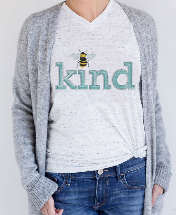 Bee Kind - Tee
